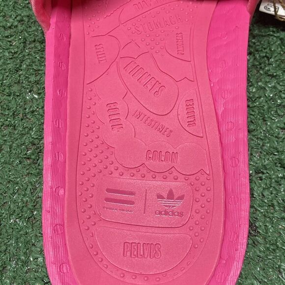 NWT Adidas x Pharrell Chancletas men’s 10 women’s 11 (OKPM-07-083) - Picture 7 of 8